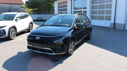 Phantom black Gebraucht 2024 Hyundai Bayon Trend SUV | 19.990 € (Guter Preis)