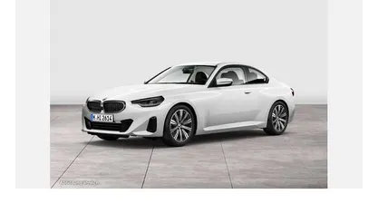 Weiß Gebraucht 2023 BMW 220 Sport Line Coupé | 32.790 € (Fairer Preis)