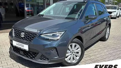 Begagnad Seat Arona Style 110 HK (80 kW) 2022 Grå SUV