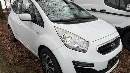 Gebraucht Kia Venga 2013 Weiss Kleinwagen