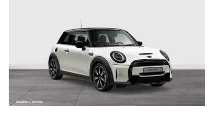 Gebraucht Mini Cooper S Classic 178 PS (130 kW) 2023 Nanuq white Kleinwagen