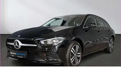 Gebraucht Mercedes CLA250e Shooting Brake Business 218 PS (160 kW) 2022 Schwarz Kombi