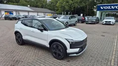 Crystal white Gebraucht 2025 Volvo EX30 CC Performance SUV | 49.900 € (Fairer Preis)