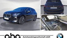 Schwarz Gebraucht 2022 BMW 220 Active Tourer M Sport Van / Kleinbus | 29.960 € (Fairer Preis)