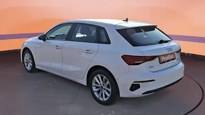 Gebraucht Audi A3 Sport 110 PS (80 kW) 2023 Weiß Limousine
