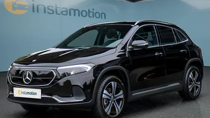 Schwarz Gebraucht 2021 Mercedes EQA250 SUV | 30.049 € (Guter Preis)