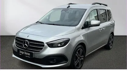 Gebraucht 2024 Mercedes T180 Progressive Van / Kleinbus | 31.950 € (Fairer Preis)