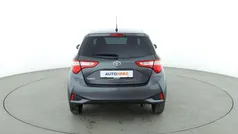 Grau Gebraucht 2019 Toyota Yaris Comfort Limousine | 11.920 € (Fairer Preis)