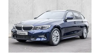 Gebraucht BMW 320 Advantage 190 PS (139 kW) 2022 Blau Kombi