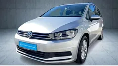 Gebraucht 2019 VW Touran Comfortline Van / Kleinbus | 20.470 € (Fairer Preis)