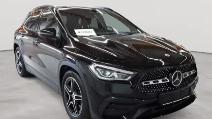 Gebraucht Mercedes GLA220 Edition 190 PS (139 kW) 2023 Nachtschwarz SUV