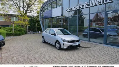 Usata Opel Corsa Edition 101 CV (74 kW) 2024 Argento Utilitaria