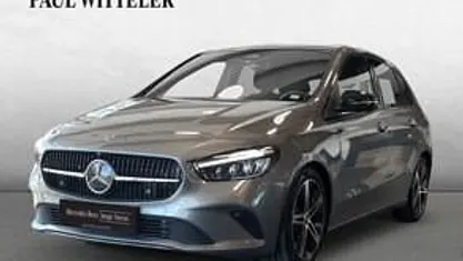 Usado Mercedes B200 Progressive 150 HP (110 kW) 2024 Cinzento Monovolume