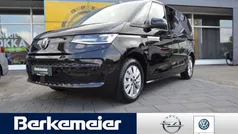 Schwarz Gebraucht 2023 VW T7 Family Van | 56.390 € (Guter Preis)