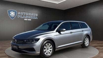 Używany VW Passat Basis 150 KM (110 kW) 2022 Srebrny Kombi