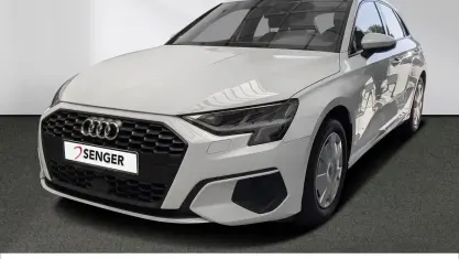 Gebraucht Audi A3 Ambiente 110 PS (80 kW) 2022 Ibisweiß Limousine