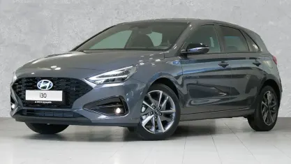 Gebraucht Hyundai i30 Advantage 140 PS (102 kW) 2025 Ecotronic grey Limousine