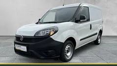 Colore esterno (weiß) Gebraucht 2022 Fiat Doblò Easy Van / Kleinbus | 17.990 €