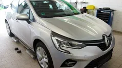 Silber Gebraucht 2020 Renault Clio V Business Kleinwagen | 10.990 € (Guter Preis)