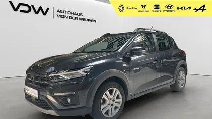 Gebraucht Dacia Sandero Comfort 91 PS (66 kW) 2021 Grau SUV