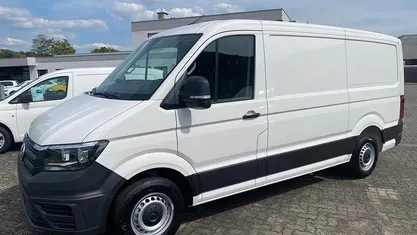 Gebraucht VW Crafter 140 PS (102 kW) 2024 Candyweiß Van