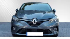 Grau Gebraucht 2023 Renault Clio V Intens Limousine | 17.490 € (Fairer Preis)