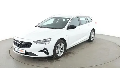 Weiß Gebraucht 2022 Opel Insignia Business Kombi | 19.480 € (Fairer Preis)