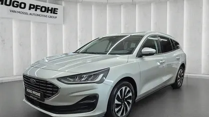 Silber Gebraucht 2023 Ford Focus Titanium Kombi | 18.999 € (Guter Preis)