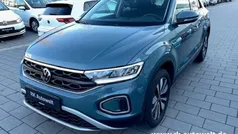 Blau Gebraucht 2023 VW T-Roc Move SUV | 28.498 € (Fairer Preis)