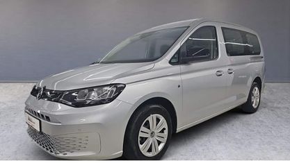 Usado VW Caddy Maxi Basis 122 CV (89 kW) 2024 Plateado Monovolumen