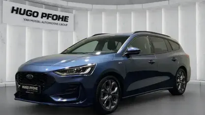 Gebraucht Ford Focus ST-Line X 155 PS (114 kW) 2024 Chrome blue metallic Kombi