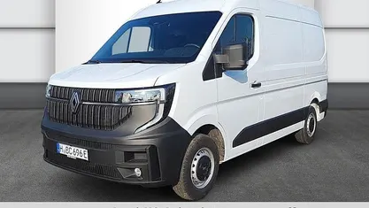 Mineralweiß Gebraucht 2025 Renault Master Van | 44.960 € (Etwas zu teuer)