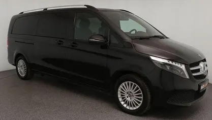 Gebraucht Mercedes V300 237 PS (174 kW) 2024 Schwarz Van / Kleinbus