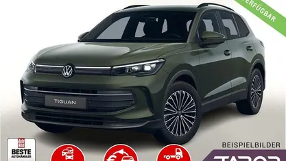 Grün (cipressinogrün metallic) Neu 2025 VW Tiguan Comfortline SUV | 40.388 € (Superpreis)