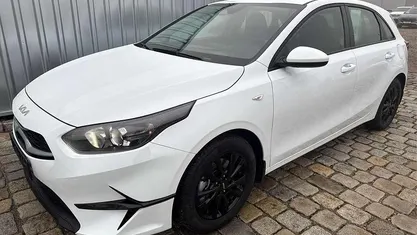 Gebraucht 2025 Kia Ceed Kleinwagen | 18.790 € (Superpreis)