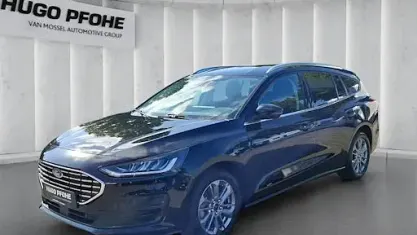 Gebraucht Ford Focus Titanium 125 PS (91 kW) 2023 Schwarz Kombi