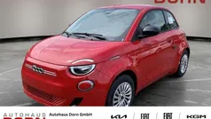 Rot Neu 2025 Fiat 500e Red Kleinwagen | 30.490 € (Fairer Preis)