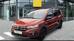 Braun Gebraucht 2022 Dacia Jogger Extreme Van / Kleinbus | 17.990 € (Fairer Preis)