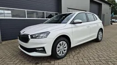 Candyweiß Neu 2025 Skoda Fabia Selection Limousine | 20.900 € (Fairer Preis)