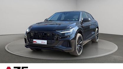 Używany Audi Q8 Competition 286 KM (210 kW) 2023 Czarny SUV
