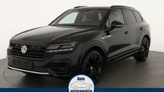 Deep black perleffekt Gebraucht 2020 VW Touareg R-line SUV | 46.995 € (Fairer Preis)
