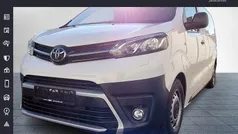 Schaumweiß Gebraucht 2021 Toyota Proace Plus Van | 18.490 € (Fairer Preis)