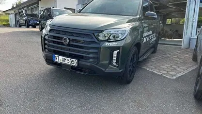 Amazon green Gebraucht 2023 Ssangyong (KGM) Musso Van / Kleinbus | 37.900 € (Fairer Preis)