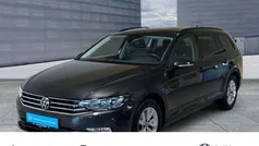 Mangangrau (metallic) Gebraucht 2024 VW Passat Conceptline Kombi | 33.650 € (Fairer Preis)