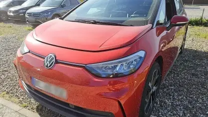 Gebraucht VW ID.3 Pro 150 kW (204 PS) 2024 Rot Kleinwagen