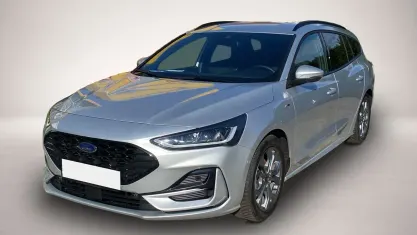Gebraucht Ford Focus ST-Line X 155 PS (114 kW) 2024 Silber