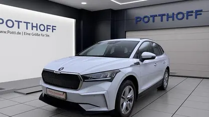 Usado Skoda Enyaq iV Loft 108 kW (148 HP) 2023 Branco SUV