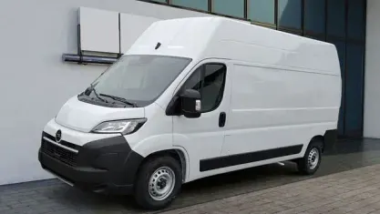 Neu Opel Movano 140 PS (102 kW) 2025 Weiß Van