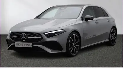 Gebraucht 2025 Mercedes A180 AMG Limousine | 31.980 € (Fairer Preis)