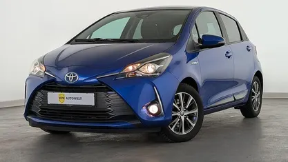 Gebraucht Toyota Yaris Hybrid Club 101 PS (74 kW) 2019 Kleinwagen